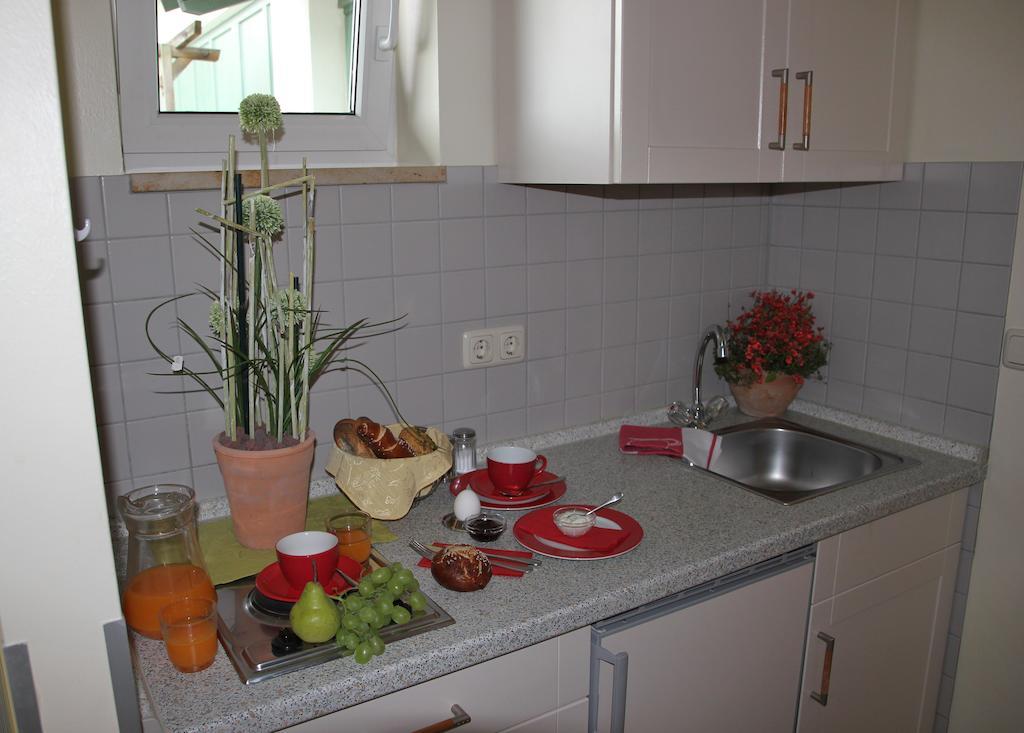 Apart-Hotel Pension Rossmayer Bad Füssing Стая снимка