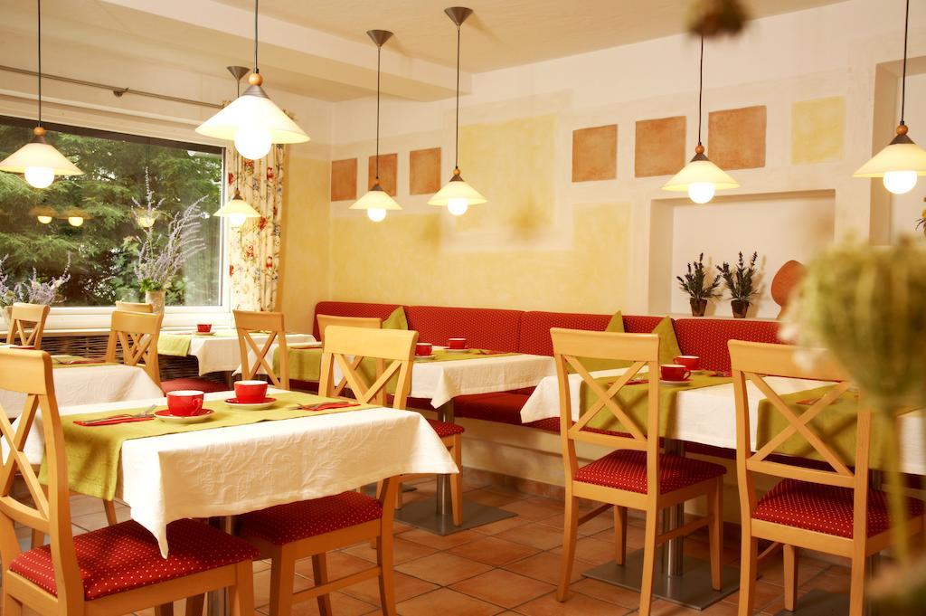 Apart-Hotel Pension Rossmayer Bad Füssing Екстериор снимка